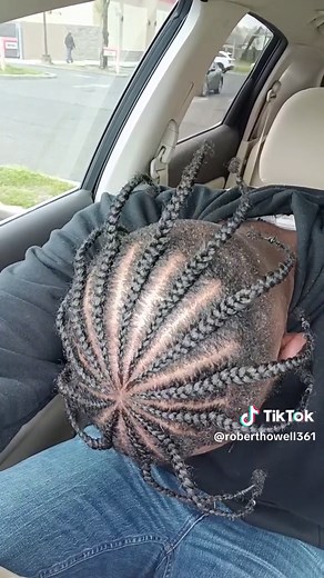 Robert Howell on TikTok