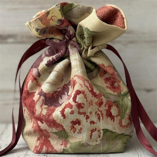 Lined and Box Pleated Multi Colored Classic Floral Drawstring Bag - Etsy