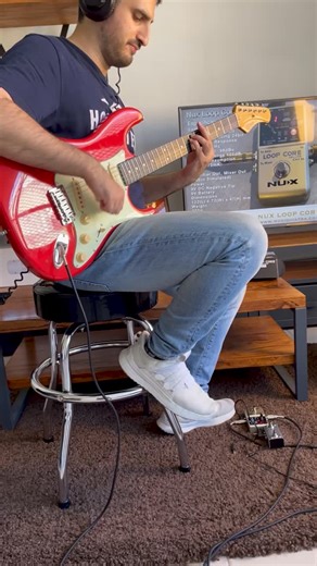 NUX Argentina on Instagram: "¿Cuántas capas podés hacer antes de perderte? 🎛️🔥 Este es el poder del Nux Loop Core Deluxe. Loops limpios, precisos… y totalmente adictivos #nux #pedal #loop #guitarristasargentinos #efectosdeguitarra"