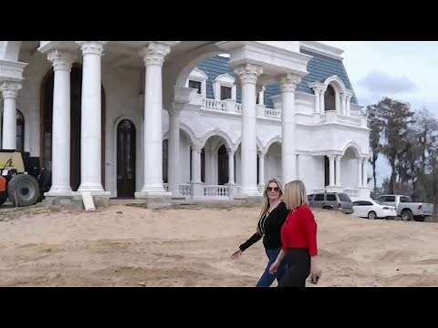 What's happening with Windermere 'Versailles' mansion?