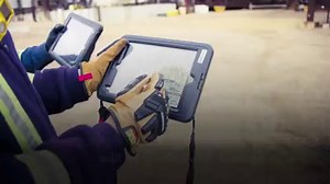 Singapore’s first refinery, Pulau Bukom Manufacturing Site, is about to take a step into the future with the help of a new technology 💻. A walk in the plant 🏭, will soon be a walk in the park 🌿. Learn more about Pulau Bukom Manufacturing Site: https://go.shell.com/3imLJdW | Shell