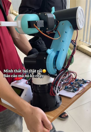 Thiết kế robot có biểu cảm thực tế