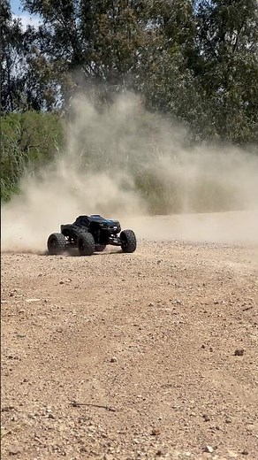 TRAXXAS XMAXX GETTING DUSTY 😮‍💨#rc #traxxas #xmaxx #traxxasxmaxx #proline