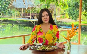 Pong's kitchen - How To Cook STIR-FRIED CHICKEN WITH CALATHEA ALLOUIA - Beautifu