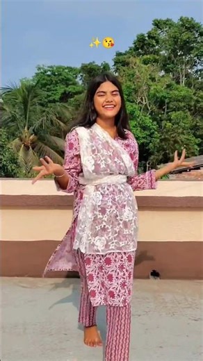 Othaiyadi Pathayila 🫣#trending #dance #dancechoreography #dancemoves #othaiyadipathayila #dance #yt