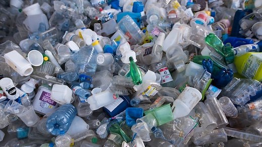 What’s the deal with Canada’s plastics ban? | About That