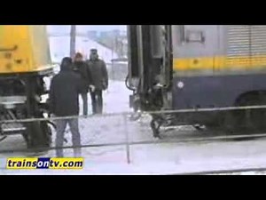 1987 VIA LRC WITH FP9A AND F40PH.flv