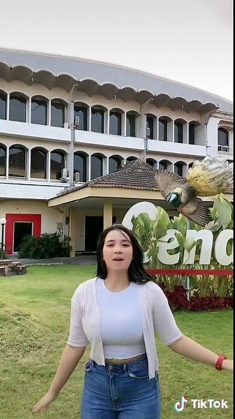 Exploring Unique Architecture: CENDO Building Insights