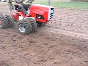 Ducky's 4855 Massey Ferguson pulling a 2 bottom plow