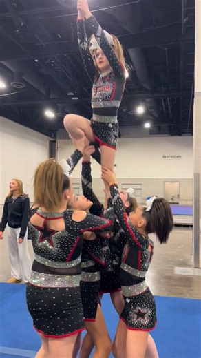 Full House All Stars on Instagram: "🤘🏼🎸 #cheerleading #training #stunts #pyramid #jumps #motions #skills #tumbling #coaching #cheer #choreography #competition #competitivecheer #allstarcheer #newskill #newtumblingskill #cheercomp #compday #competitionday #fullhouse #fullhouseallstars"