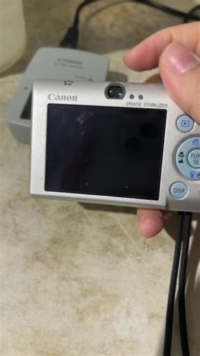 📸 ซ่อมกล้อง Canon IXUS 95 IS 👉 #ขึ้นเลนส์มีปัญหา #ขึ้นLens error #ซ่อมชุดเลนส์ #ไม่โฟกัส #จอโชว์ภาพมัว #หัวเลนส์ค้าง #ชัตเตอร์ไม่ทำงาน | Cr. 🐱meaw💖kk | Cr. 🍭K U n g 📮 | Cr. Pipie | 📱 Line ID : dumcamera (ช่างดำตอบไลน์เองครับ) ⏰ เปิดบริการ วันจันทร์-วันเสาร์ ⏰ 09:00-18:00น. ☎️ 061-519-9194 ☎️ 02-226-5310 ☎️ 02-226-5311 🚛 ส่งไปรษณีย์ ร้านคาเมร่าเซอร์วิส (ช่างดำ) เลขที่459 ถนนบำรุงเมือง แขวงคลองมหานาค เขตป้อมปราบศัตรูพ่าย กรุงเทพฯ 10100 📍 พิกัดร้านช่างดำ https://maps.app.goo.gl/Qef8UhEHbK9
