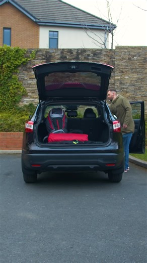 Insurance? Yawn. Get on with important stuff with 123’s 24/7 breakdown assist & windscreen cover.