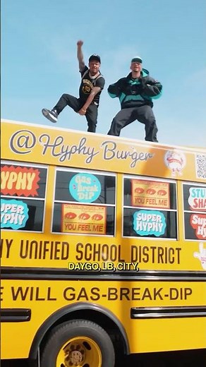 Miles Minnic on top of the Hyphy bus 😭🔥 #shortsmusic #rap #oakland