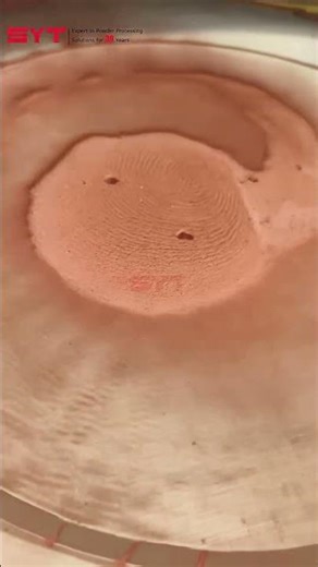 Ultrasonic vibrating screen for copper powder