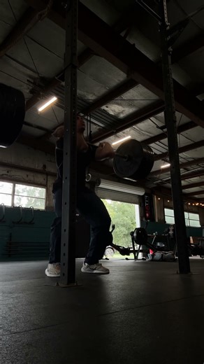 Front squat evolving #Heavy #explore #Gym #crossfit #content #vlog #shorts #frontsquat #tips
