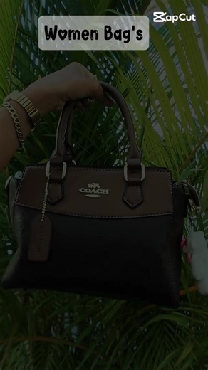 Women bag's😍 𝐎𝐩𝐞𝐧𝐢𝐧𝐠𝐬𝐭𝐢𝐣𝐝𝐞𝐧 Domineestraat 17 Ma-Do 8.00u-17.00u Vr 8.00u-18.00u Za 8.00M-14.00u 𝐎𝐩𝐞𝐧𝐢𝐧𝐠𝐬𝐭𝐢𝐣𝐝𝐞𝐧 Indraghandiweg 5 Ma-zat:9.00u-20.00u Zo: 12.00U-20.00u 🛵 𝐃𝐞𝐥𝐢𝐯𝐞𝐫𝐲 Ma t/m Za v.a 14.00u #women #bags #fypage #suriname🇸🇷 #4upage
