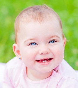 13 Signs Of Baby Teething Along With Symptoms And Remedies