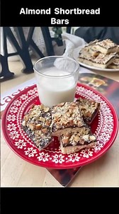 Almond shortbread Bars