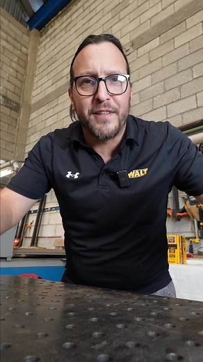 Una herramienta GRATIS solo para los que ya se toman su trabajo en serio 💪🎁 Consíguela llevando 2 baterías 1 cargador. Válido hasta el 31 de diciembre o hasta agotar existencias. Aplican términos y condiciones. | DEWALT