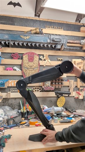 3D Printed LIFESIZE STAR WARS B1 BATTLE DROID PROJECT: LAUNCH! 🚀Huge shoutout to printer: @deadpohlPrinted #3dhojor #starwars #3dprinting #starwarsbattlefront2 #battledroid #droidcheatgaming #starwarsfan #3dprinter | 3DHoJor