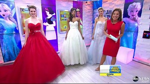 A Jégvarázs-féle menyasszonyi ruha debütálása