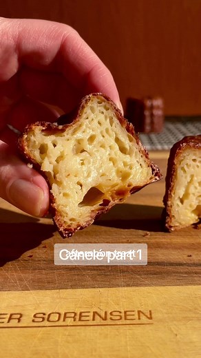 Canelé de Bordeaux (I apologise to the French for my terrible pronounciation) #canele #pastry #croissant #baking #recipe #dessert #patisserie #france #french #paris