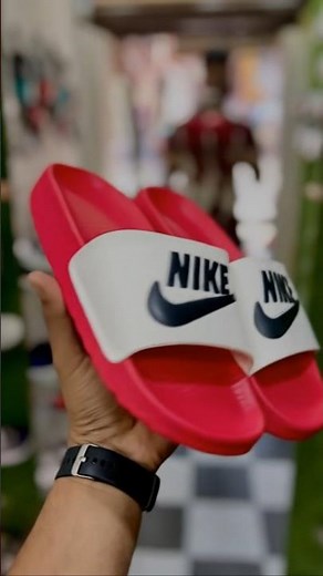 Nike Slipper