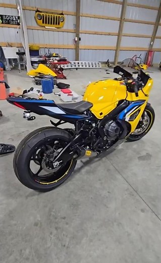 2027 GSXR 1k with the new Brocks performance exhaust with the yellow stamp #fyp #shorts #scroll