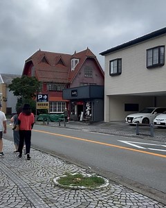 松田華奈 | 山梨県 清里駅にあるミルクポット🍼 20年以上閉鎖されていたお店らしいのですが 2023年に復活！ 昭和レトロな可愛さがあった🫶 ただバブル期の清里ブームの名残の廃墟が 周りは多いので少し寂しくなってしまった🥺 #ミルクポット #清里駅 #山梨県 #山梨観光 #清里ブーム... | Instagram
