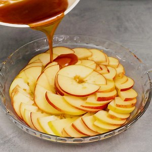 35K views · 90 reactions | I fell in love with this apple recipe, it’s super easy and tastes incredibly delicious! | Ana's Recipes | Facebook