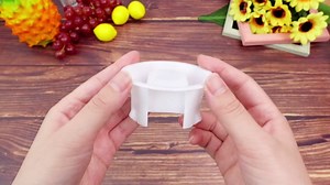 Dandat 4 Pcs Acrylic Pitcher with Lid Unbreakable Clear Plastic Pitcher Juice Container Heat Resistant Container Jug with Spout Handle for Fridge Tea Water Milk Sangria Lemonade Coffee