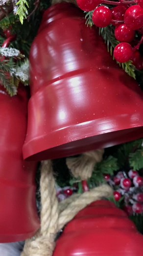 Vive la magia y con estas Hermosas CAMPANAS ROJAS quedara tu decoración bellísima ✨ ¿Que esperas pide las tuyas? #decorandonavidad #navidadentiktok #decorandonavidad #rojonavidad #merrychristmas #decoration #arboldenavidad #tik_tok #christmastreedecorating #navidad