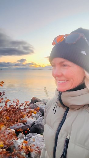 2.5K views · 796 reactions | A sunset vs sunrise for you! | Java Moose | Facebook