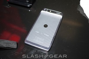 Here's Why The DROID RAZR Is The Ideal Android For Today's Mobile Landscape - SlashGear