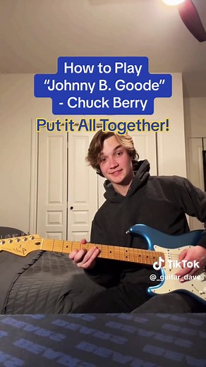 How to Play “Johnny B. Goode” - Chuck Berry 🎸 #guitartok #beginnerguitar #electricguitarcover #guitarlesson #guitartutorial #musiciansoftiktok #fyp #foryou