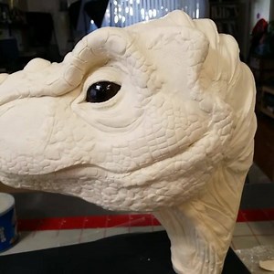 T Rex cake for my son. Taking a video before I paint him, just in case I mess him up 😂😂😂😉 I only have 2 hours to paint him.😨😨😨😨 | Abarca's Cakes