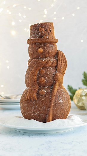 Have you seen our NEW 3D Snowman Cake Pan at William Sonoma? ⛄️🌟 Take your holiday baking to the next level with this show-stopping 3D stand up pan, which makes a perfect holiday cake centerpiece. Bake, assemble, decorate, and create the coolest snowman cake ever by following these tips: ❄️Use a dense pound cake recipe. This helps stabilize the cake when standing up. Recipe included on packaging with pan! ❄️Bake two halves, unmold and cool completely before assembling ❄️Place cakes back into pa
