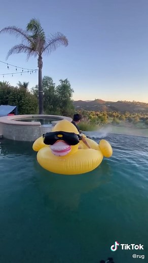 My dad put a leaf blower behind a floatie to make a homemade jet-ski 😂🔥 #fyp #foryou