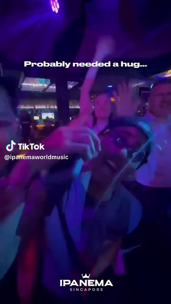 Mood: Was looking for comfort, found it on the dance floor. #nightlife #singapore #sgtiktok #liveentertainment #liveband #clubbing #sgclubs #Ipanemaworldmusicbar #singaporenightlife