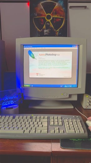 Adobe Photoshop CS2 #shorts #adobe #photoshop #nostalgia ‪@Photoshop‬