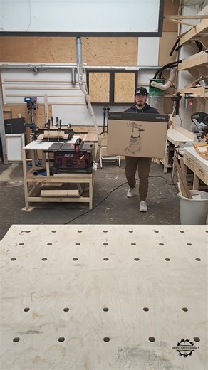 Pidä kaikki järjestyksessä kätevästi Festool WCR workcenterin avulla!...