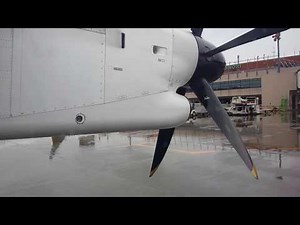プロペラスタート→タキシング→青森空港離陸→雲の中 (ANA DHC8-Q400)