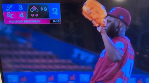 Chochito Sports on Instagram: "Los Super Gigantes del Cibao matan al Tigres del Licey en el “Selva Stadium” 😂"