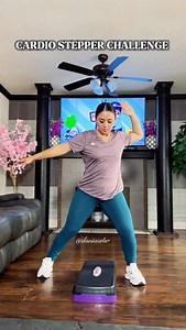Cardio Stepper Challenge 💦 15 segundos. Sin excusas. Sin pausa. Follow the Leader en el aeróbic stepper y siente cómo se activa todo tu cuerpo 🔥 Es rápido, pero quema… y ahí es donde empieza el cambio. Guárdalo, inténtalo y dime si lograste seguir el ritmo. Sígueme para más retos que transforman 💪✨ • • • • • • • • • #motivation #stepper #fblifestyle #idaniafit #workoutfromhome | Idania Soto