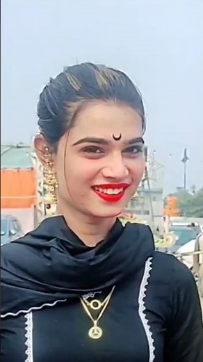 भारत की सबसे सुंदर किन्नर #bharat #kinnar #kinnarsamaj #kinnarvideo #kinnarnews #pari #luxmi #trans