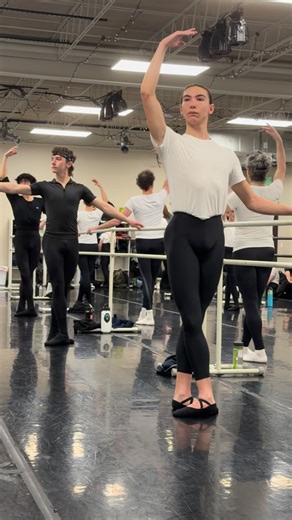 Yesterday was our fourth and final day of our 2025 Winter Intensive 🤯 Thank you to everyone for spending the last week of 2025 with us! We are so grateful ❤️ #themaledanceconnection #ballet #dance #maledancer #adultdancer | The Male Dance Connection