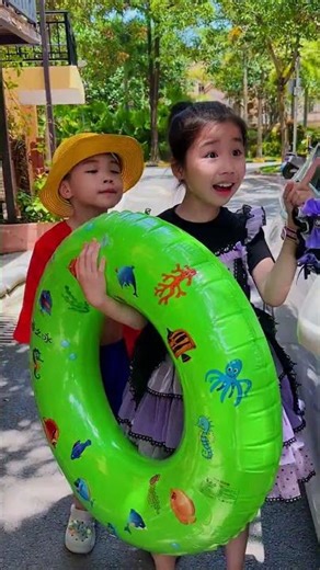 泳圈放不进车里怎么办？