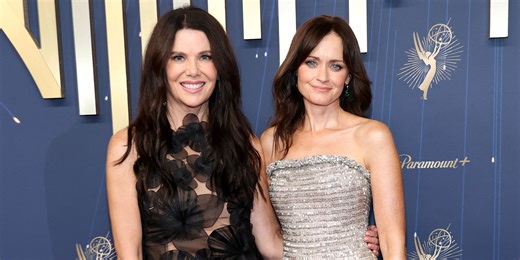 A ‘Gilmore Girls’ Reunion Just Happened at the 2025 Emmys
