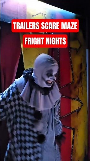 Inside TRAILERS Scare Maze - Fright Nights at Thorpe Park #frightnights #thorpepark #planitpark