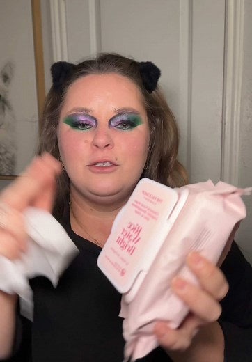 One wipe! I had to try!!🎀#creatorsearchinsights #makeup #foryoupage #beauty #makeupremoval #ricewaterbright @GLAMZILLA